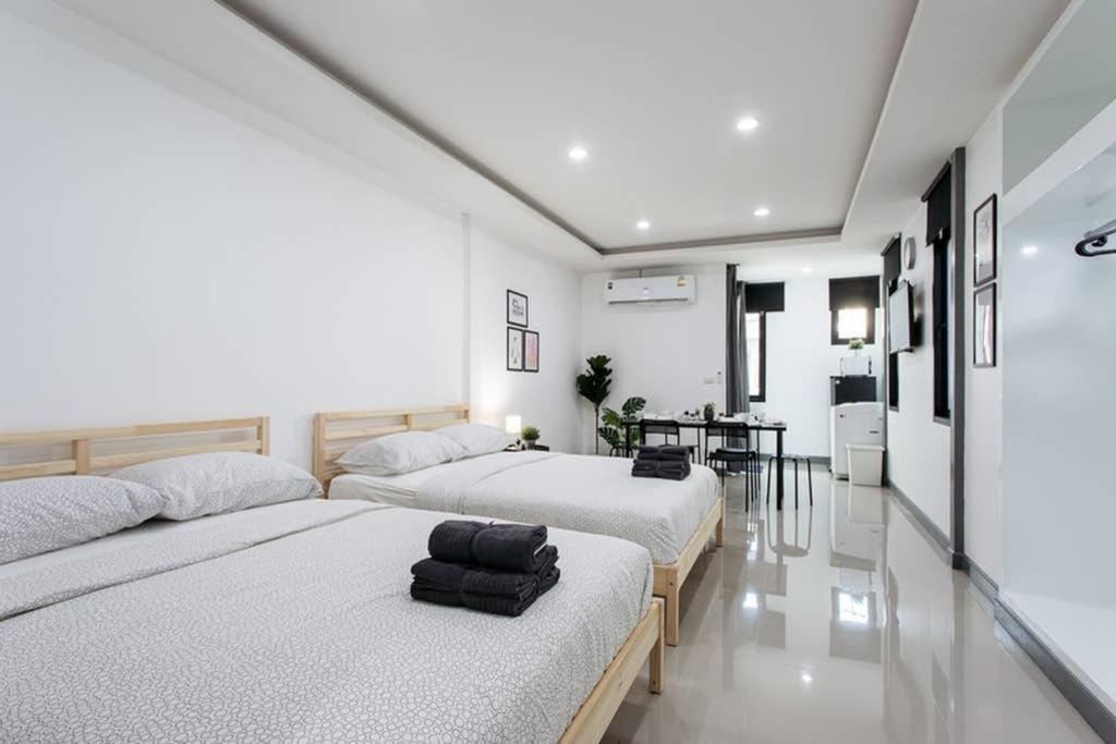 Апартаменты P4 Silom Large 2Beds Full Kitchen Wifi 4-6Pax Бангкок Экстерьер фото